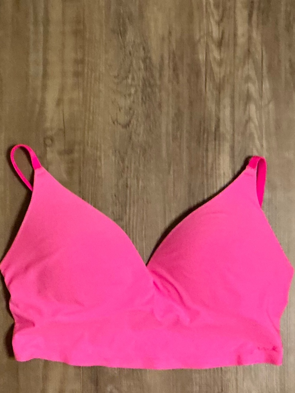 PINK by Victoria's Secret Wear Everywhere Wireless Push-Up Bra, size M - Picture 2 of 3